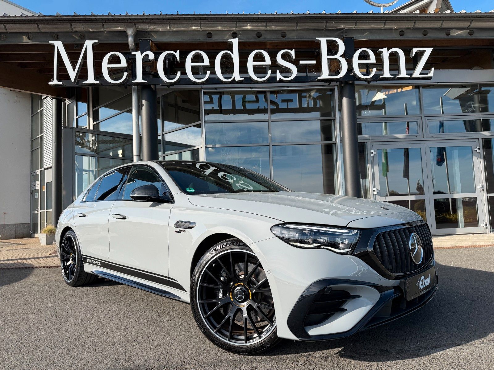 Fahrzeugabbildung Mercedes-Benz E 53 AMG 4M Edition1 PremiumPlus+Carbon+21"+Voll