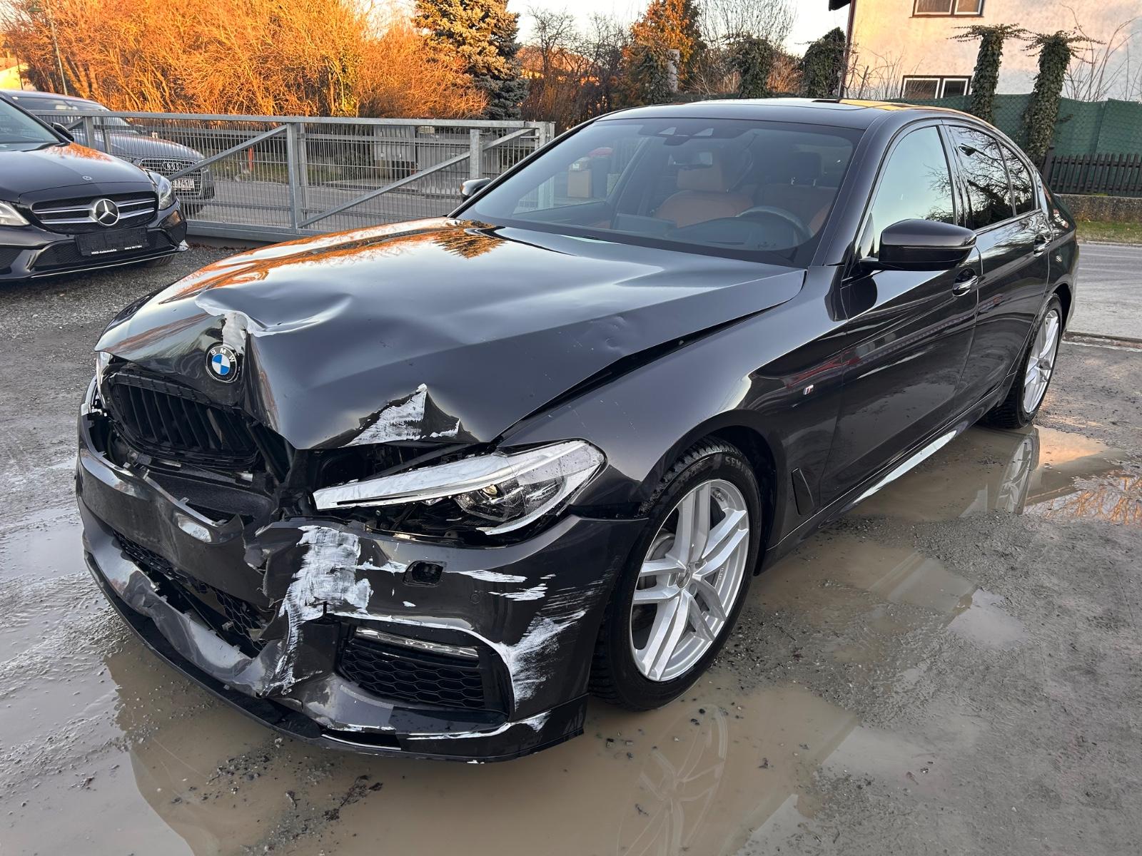 BMW 530 d xDrive M Sport Leder Navi Headup