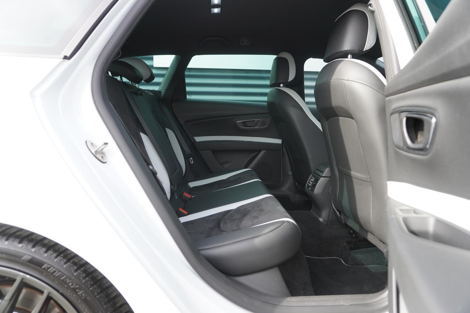 Seat Leon ST Cupra 280 ch • DSG • 1ère Main - Baquets Alcantara & chauffants - Jantes 19"