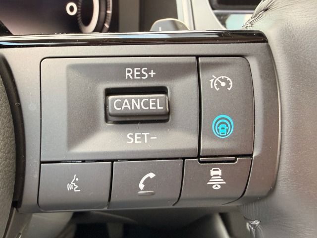 Fahrzeugabbildung Nissan Qashqai 1.3 DIG-T Xtronic N-Connecta*Winterpaket