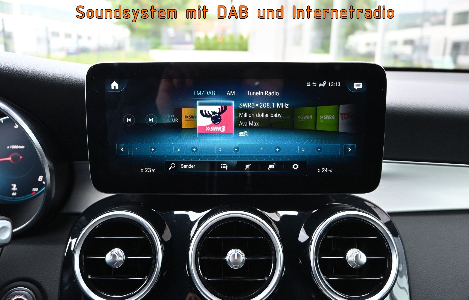 Fahrzeugabbildung Mercedes-Benz GLC 220 d 4MAT. AMG LINE °ACC°AHK°STANDHEIZ°MEMO