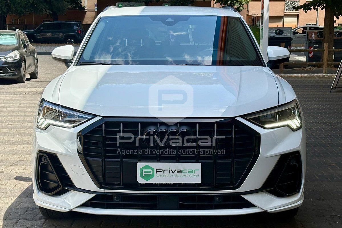 Audi AUDI Q3 45 TFSI e S tronic S line edition imagem 2