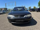 Opel Vectra Comfort - Opel Vectra Comfort mit Benzin-Antrieb