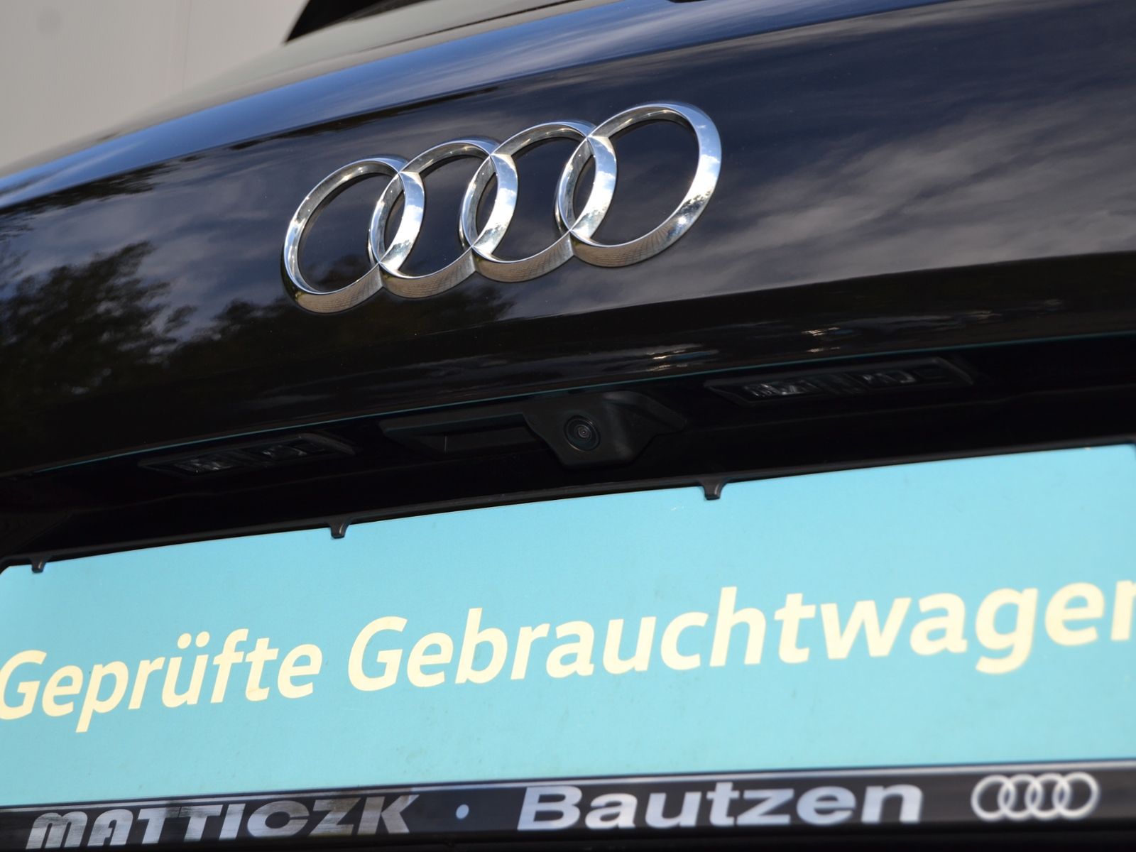 Q2 35 TFSI S-tronic Advanced AHK/MATRIX-LED/RFK/