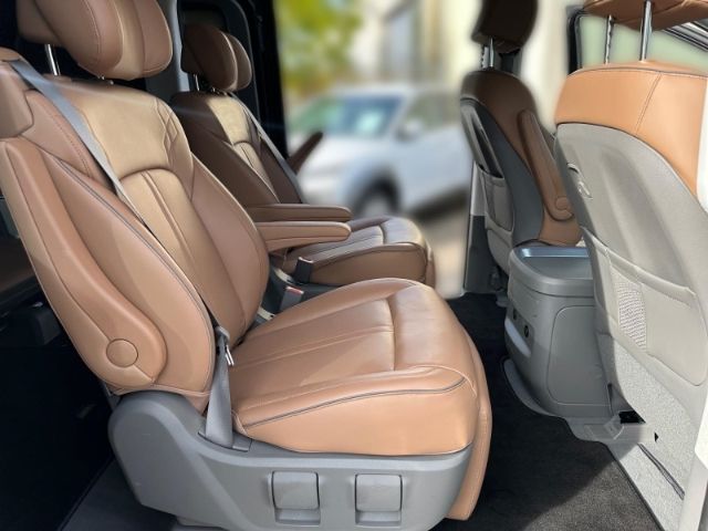 Fahrzeugabbildung Hyundai STARIA Signature 4WD 7-Sitzer Navi AHK Leder Dig