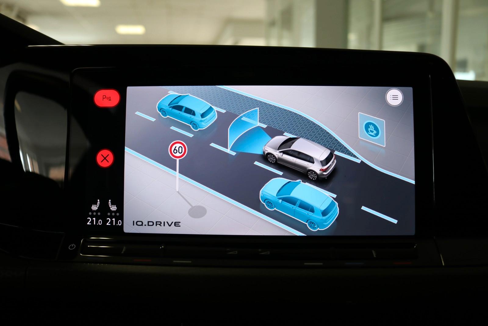 Volkswagen Golf VIII GTI Clubsport Matrix HUD Kamera Pano, миниатюра 26