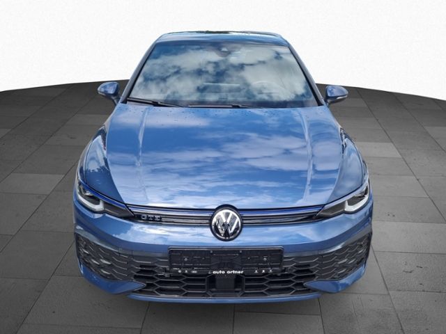 Fahrzeugabbildung Volkswagen Golf GTE 1.5 TSI DSG eHYBRID MATRIX LED HUD DCC