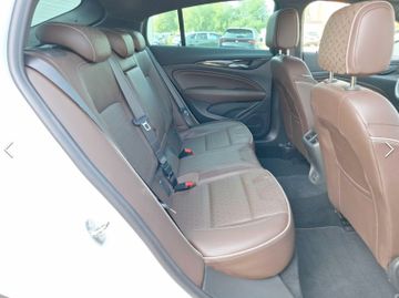 Opel Insignia - 9