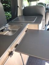 Volkswagen T5 _lang _ Campingumbau - Volkswagen T5: Kleinbus, Camping
