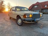Mercedes-Benz W123 300d Oldtimer mit H Zulassung - Mercedes-Benz G 300: D