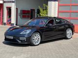 Porsche PANAMERA 4, SPORTABGAS, PANORAMA, HEAD-UP - Porsche Panamera in Braunschweig