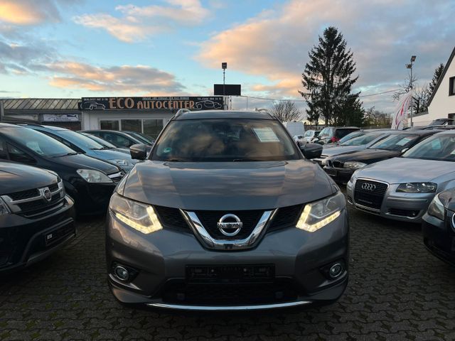 Nissan X-Trail Tekna+7 Sitze.