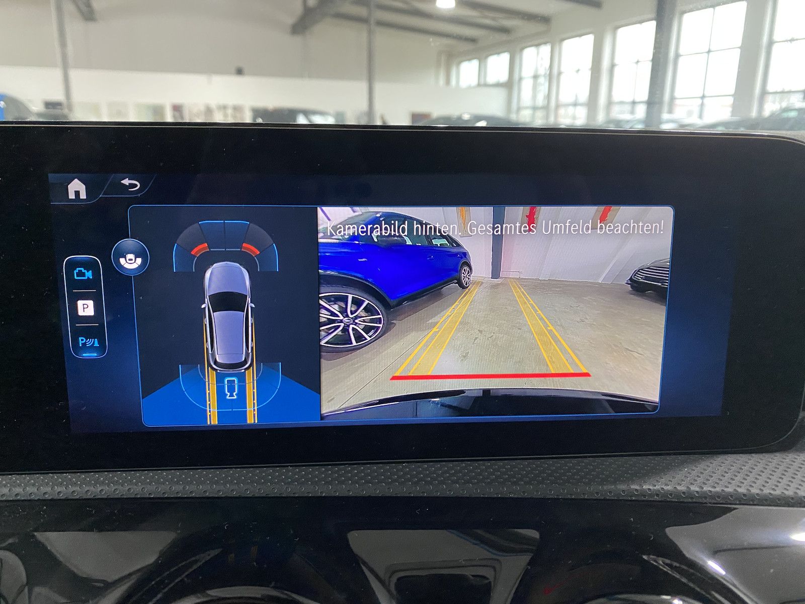 Fahrzeugabbildung Mercedes-Benz A 250 e AMG-Line Advanced/´19/Night/M-Beam/