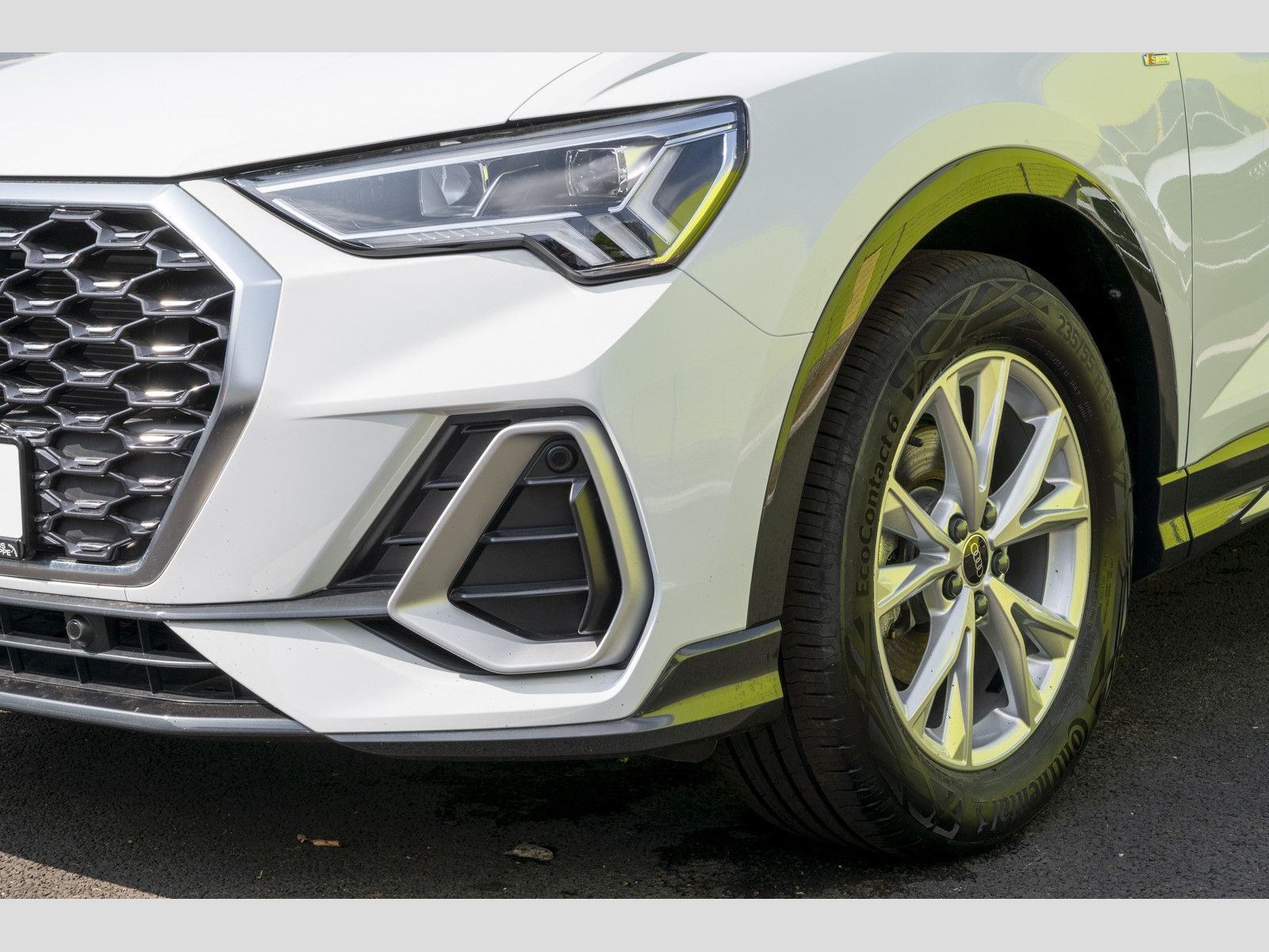 Audi Q3 Sportback 35 TFSI S line AHK LED Navi Plus Si foto 5