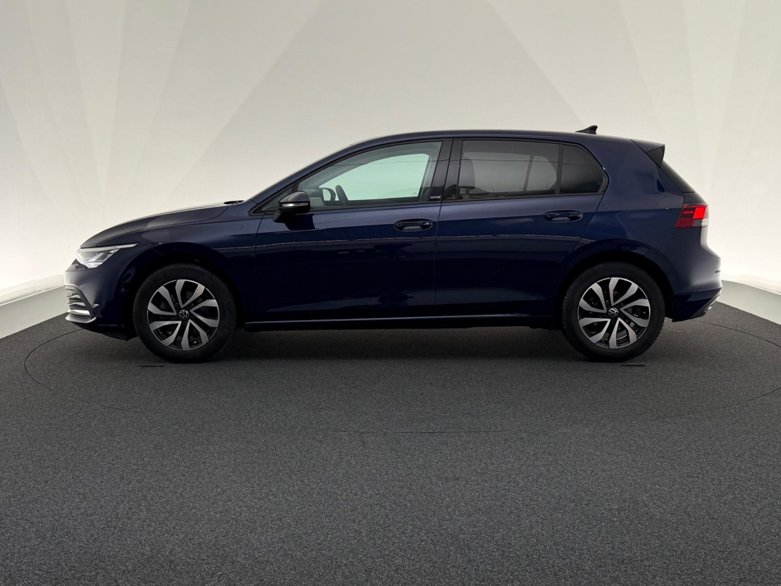 Volkswagen Golf VIII Lim. 1.0 TSI*ACTIVE*LED-LHZ-SPUR-APP, миниатюра 4
