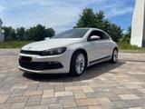 Volkswagen Scirocco 2.0 TDI DSG -TOP MOTOR TÜV NEU  - Volkswagen Scirocco in Wiesbaden