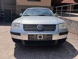 Volkswagen Passat Lim. Basis *Renterfahrzeug 2. Hand!* - Volkswagen Passat aus 2000