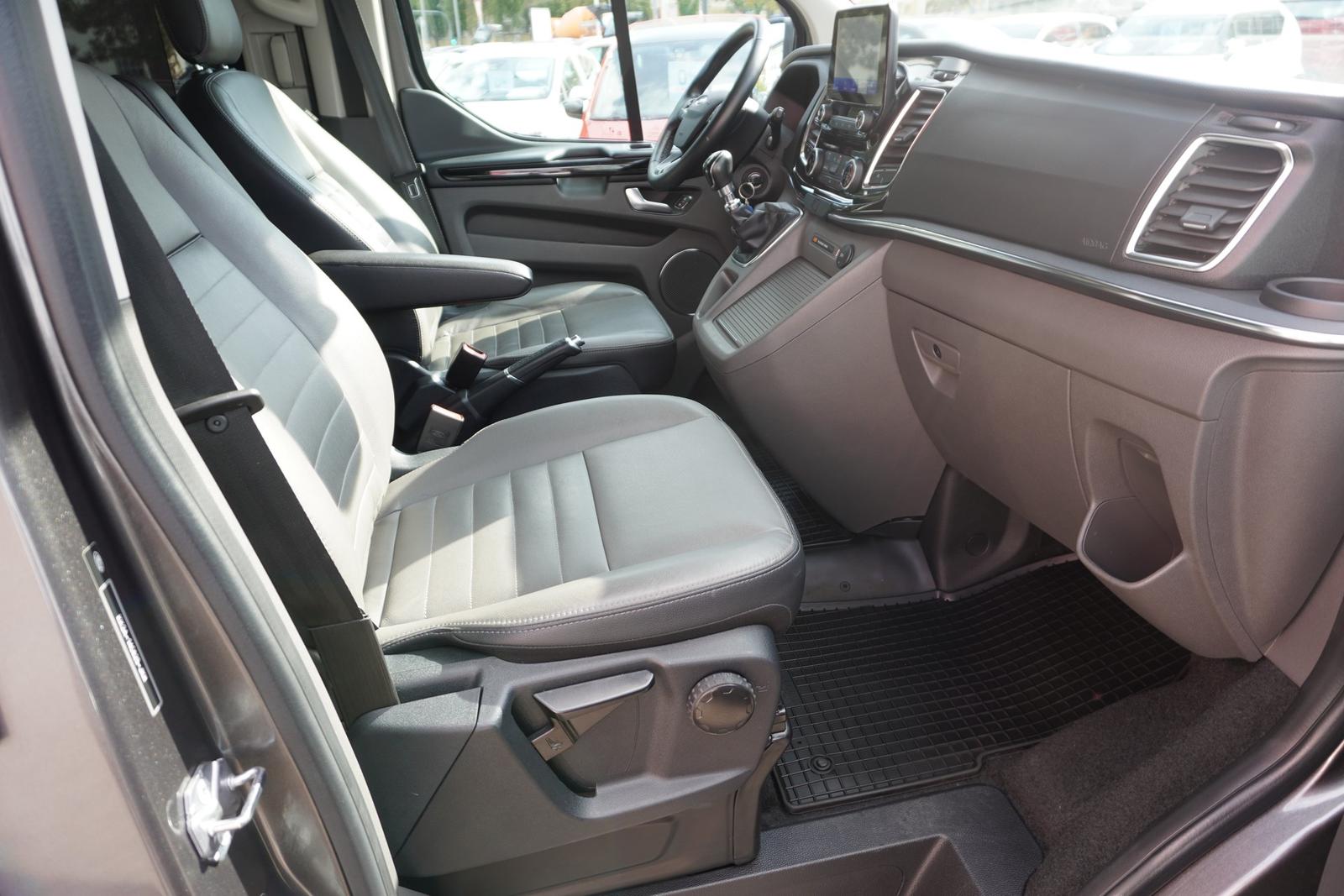 Ford Tourneo Custom Titanium X L1 Bi-Xenon Navi