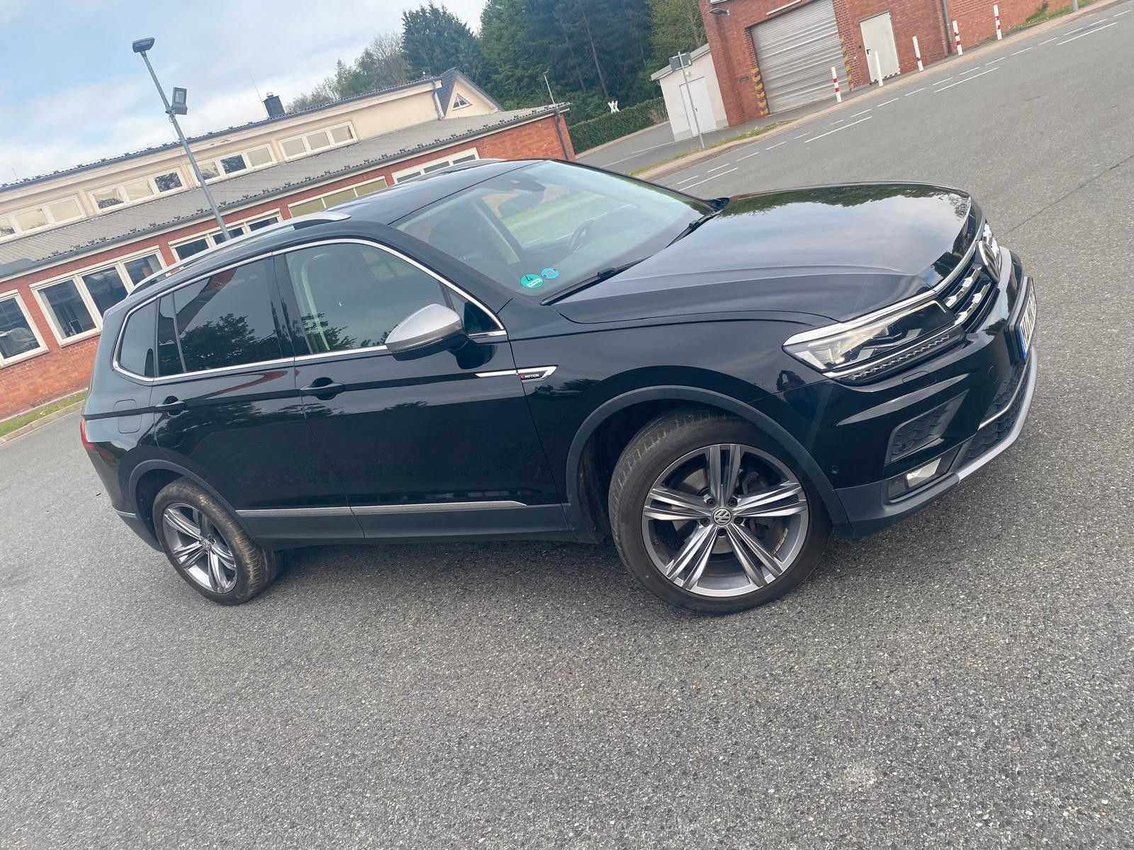 VW Tiguan Allspace 2.0 TDI SCR DSG 4MOTION High...