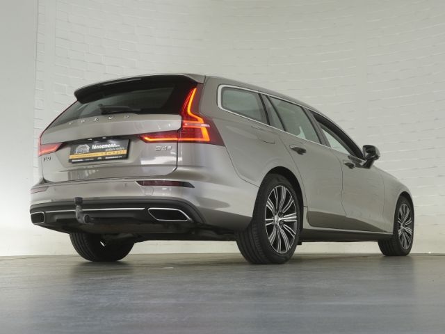 V60 KOMBI INSCRIPTION D AT+AHK+NAVI+LED-SCHEINWE