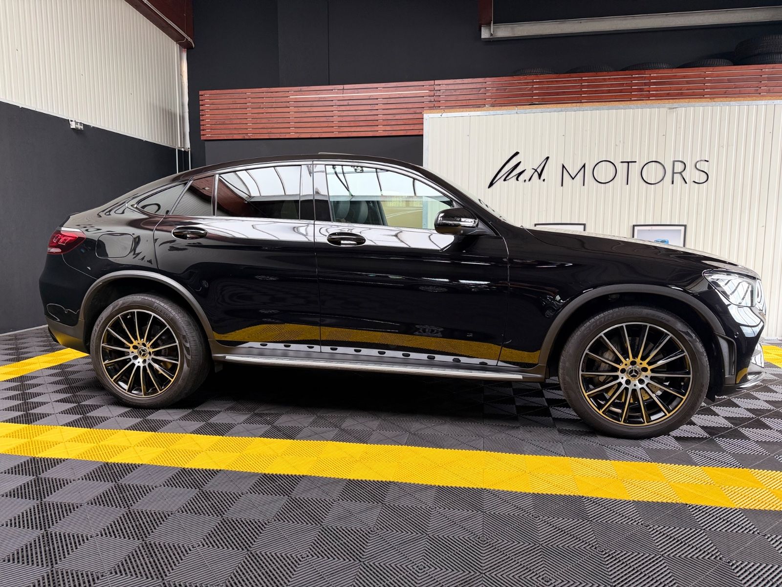 Mercedes-Benz GLC 300 COUPE 4MOT BURMESTER AMG GSD WIDESCREEN foto 3