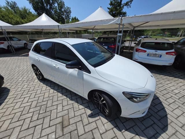 Mercedes-Benz MERCEDES-BENZ B 200 Automatic Sport Plus imagem 3