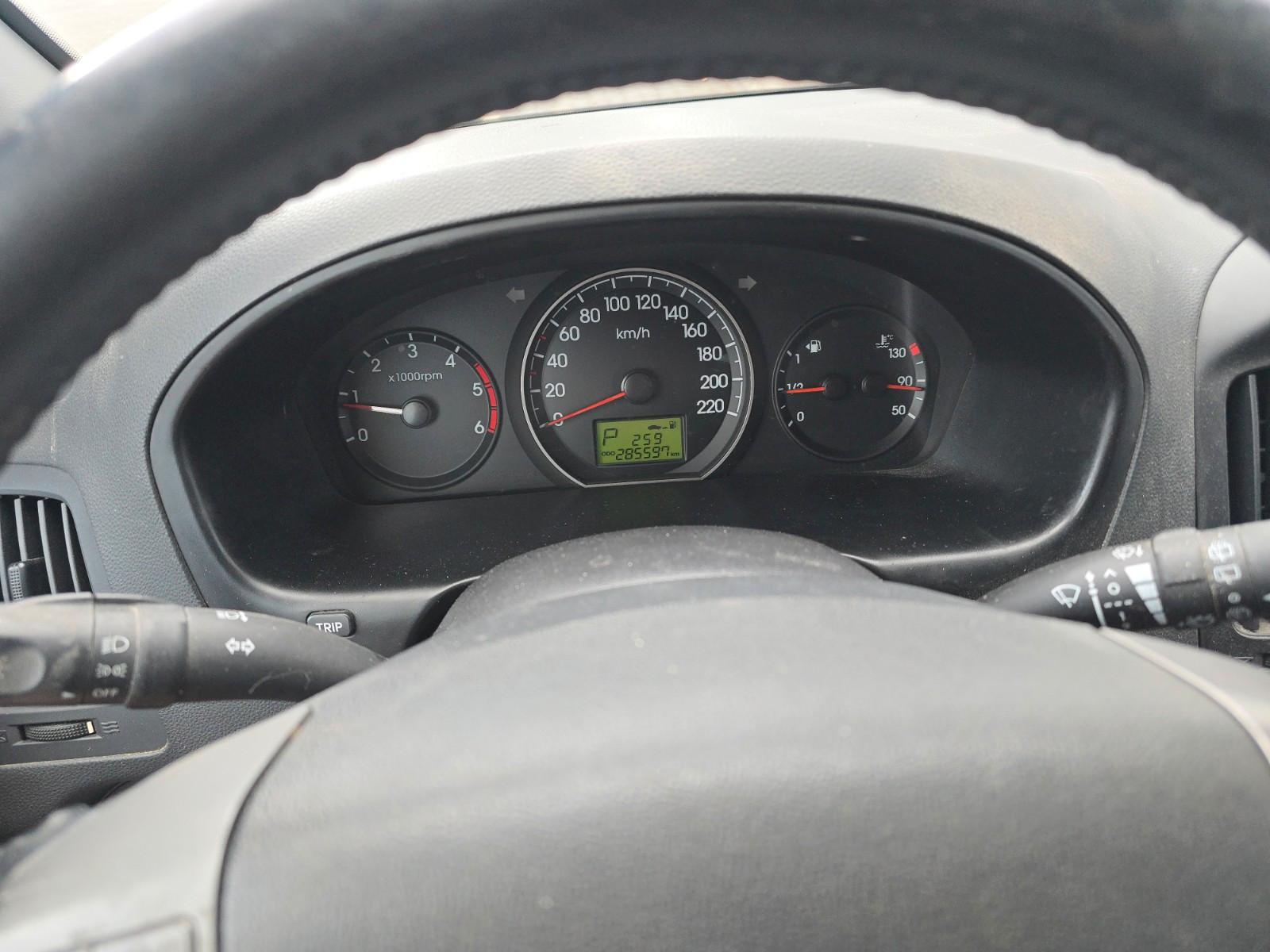 Hyundai H-1 (Automatik/Leder/2.Hand)