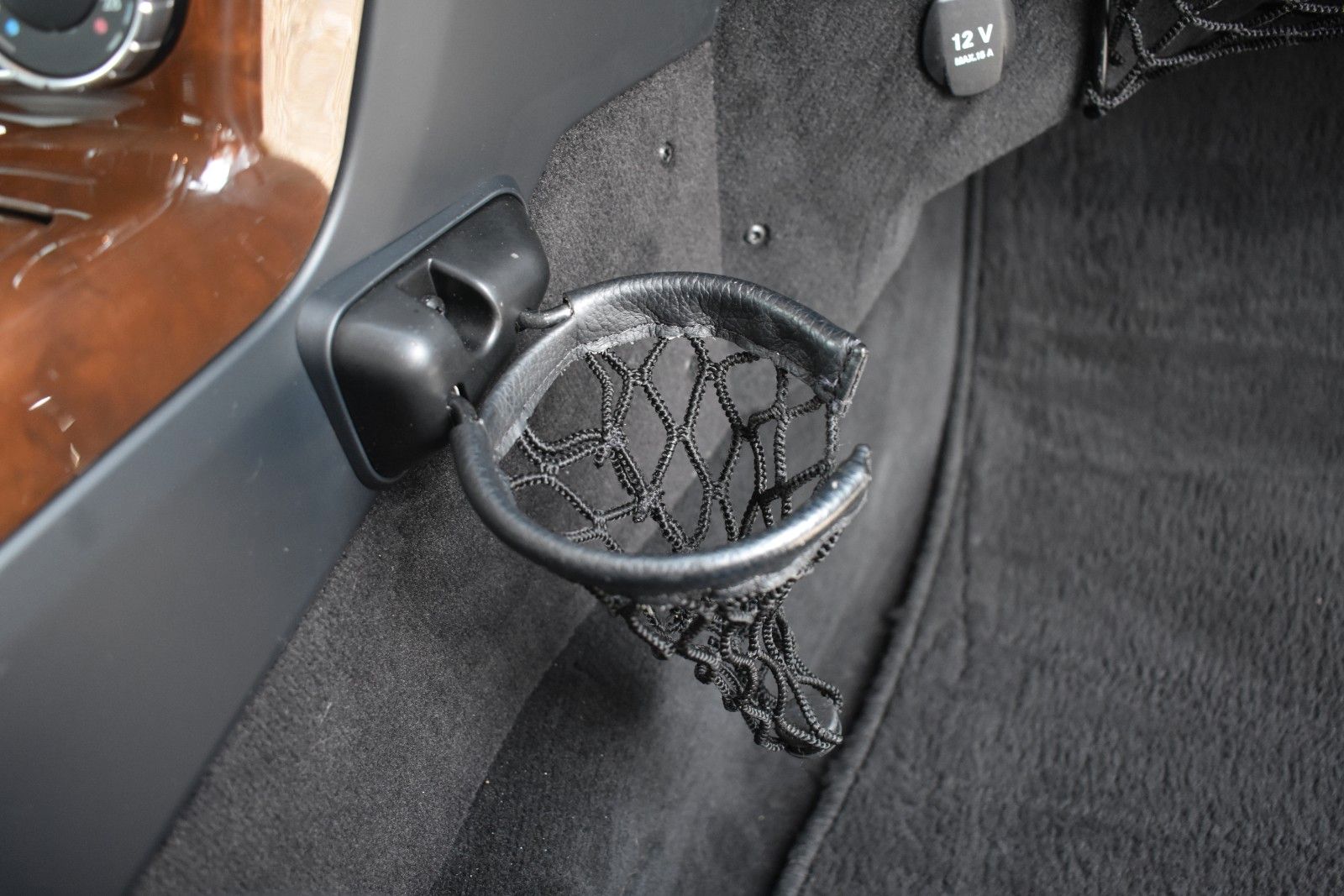Fahrzeugabbildung Mercedes-Benz G 500 V8 1.HAND/AHK/SD/LEDER/KAMERA/TOTWINKEL