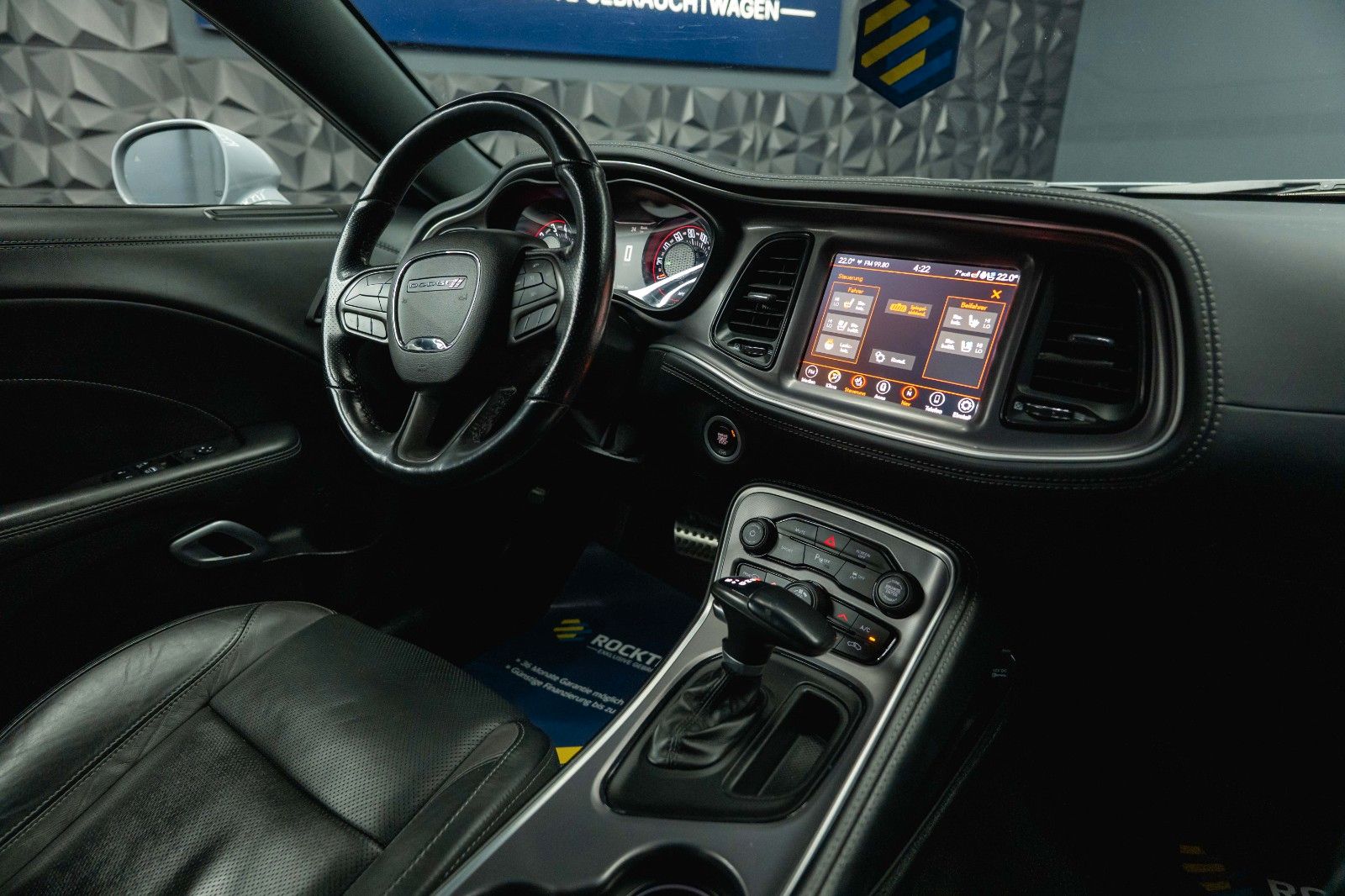 Fahrzeugabbildung Dodge Challenger 3.6 V6 4x4 GT SRT Styling *LED*19%*