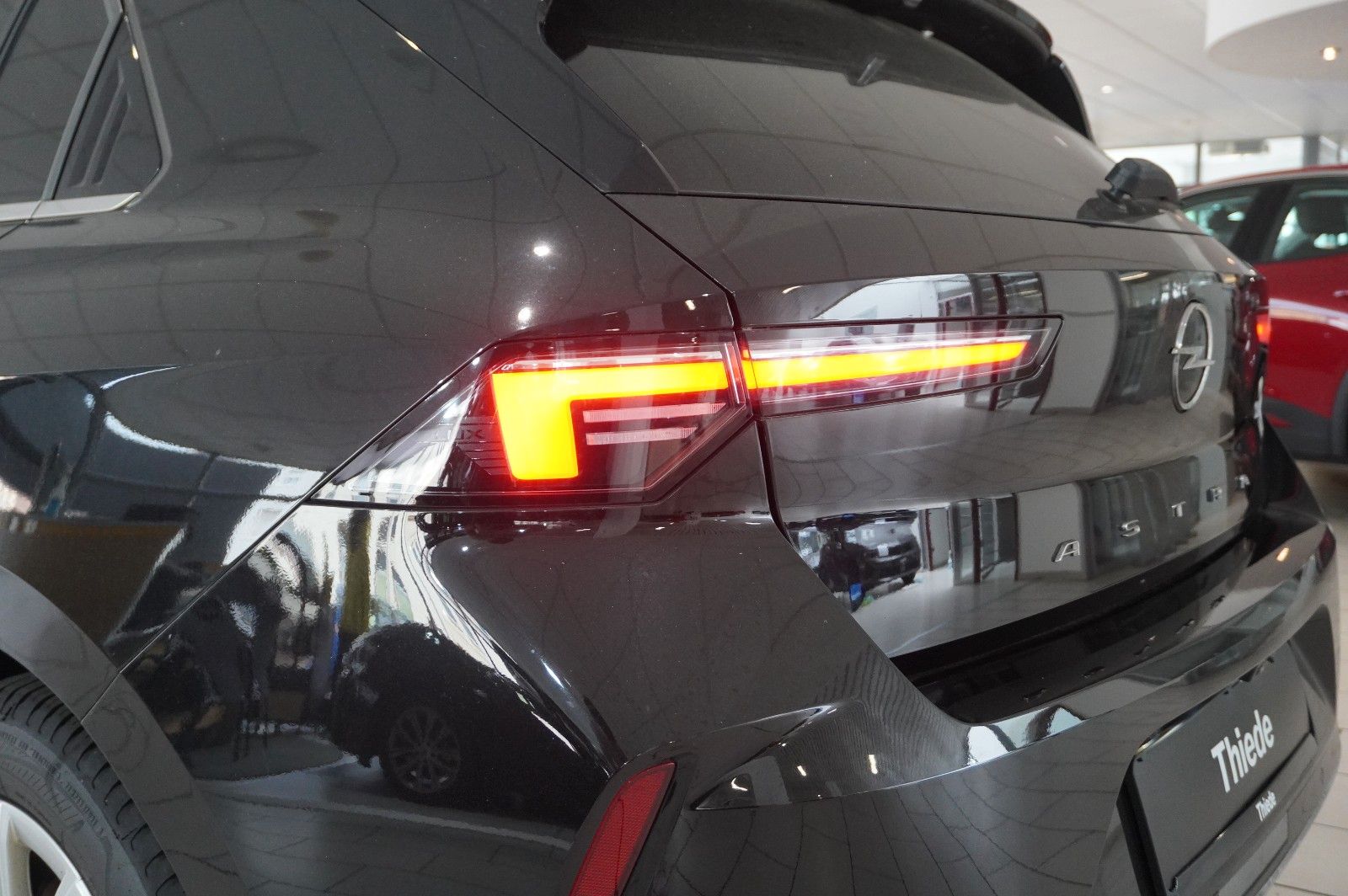Fahrzeugabbildung Opel Astra L Lim. 1.5D ELEGANCE NAVI/LED/KAMERA/SPORT