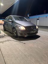Mercedes-Benz B200 CDI - Mercedes-Benz B 200 in Oldenburg