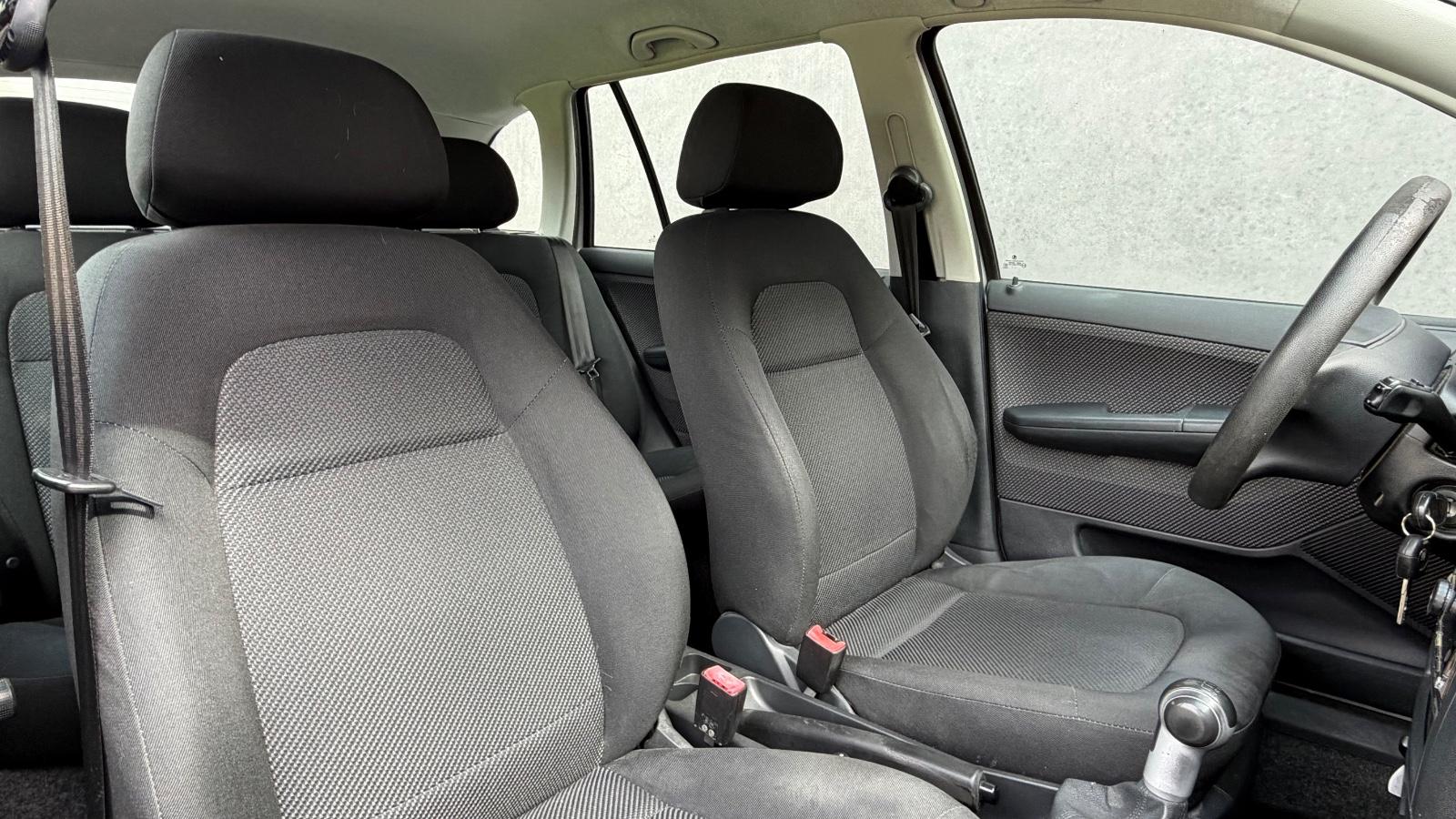 Skoda Fabia 2007 — photo 18