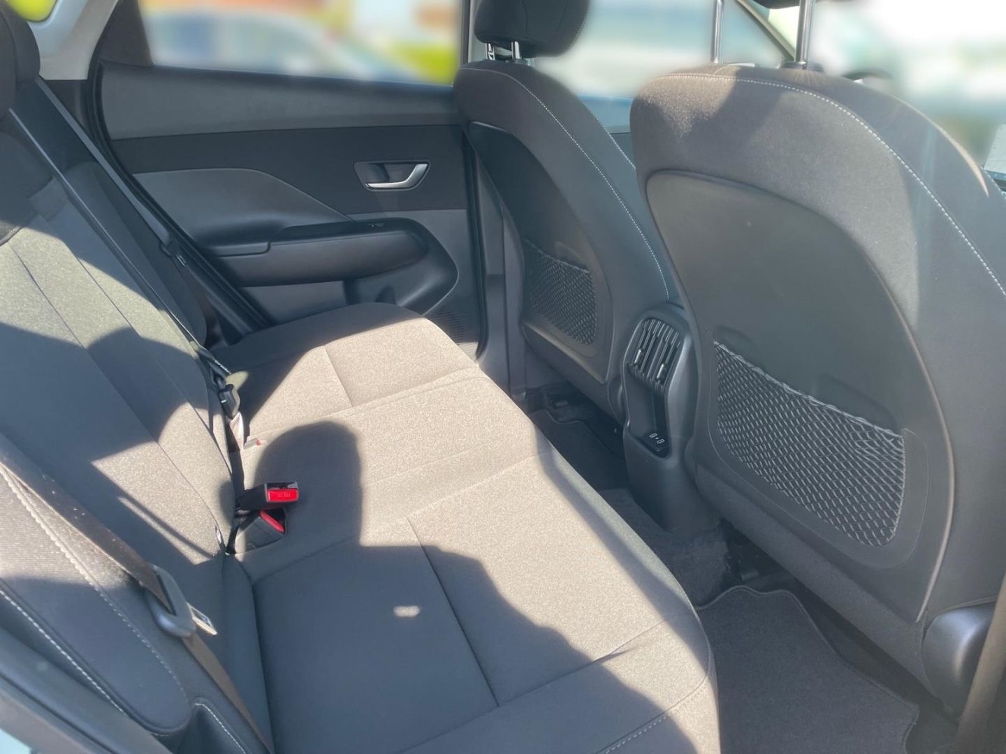 Fahrzeugabbildung Hyundai KONA 1.6 Hybrid Trend Lichtpaket Navigation LED