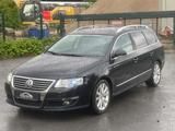 Volkswagen Passat Variant Highline/Navi/Alcantara/Xen/Alu - Volkswagen Passat Variant aus 2005