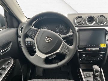 Fotografie 10 des Suzuki Vitara 1.4 Hybrid Comfort+ Pano Teilleder ACC