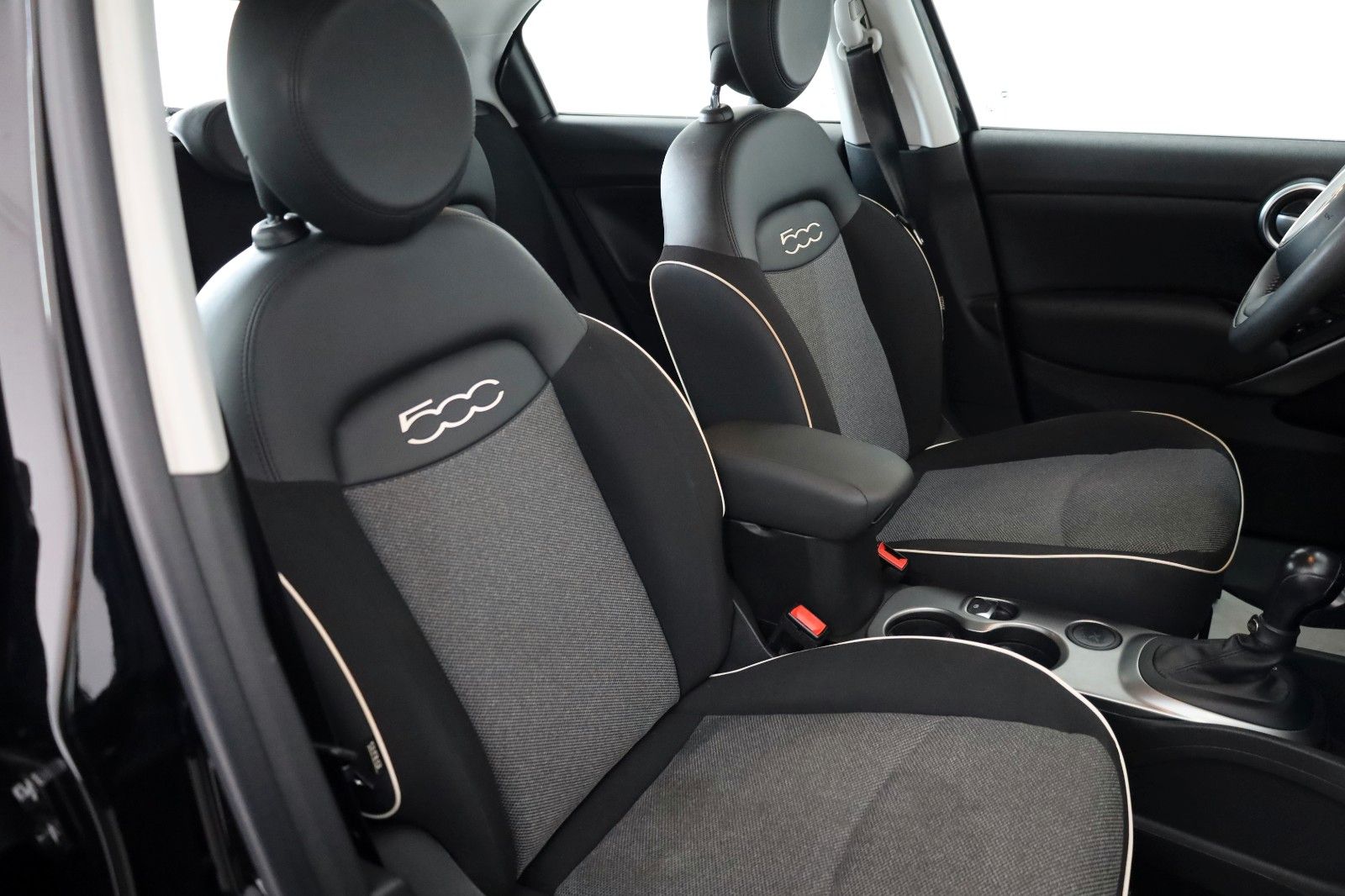 Fahrzeugabbildung Fiat 500X Pop Star Navi,Massage,SH,PDC,SR+WR