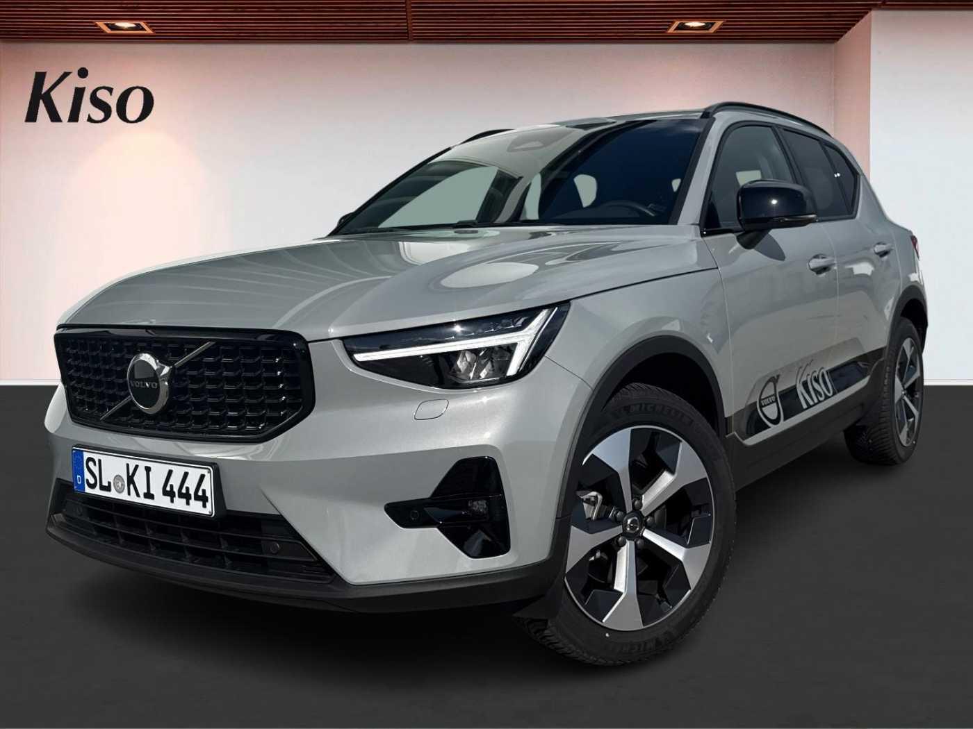Volvo XC40 Plus Dark