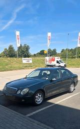 Mercedes-Benz Mercedes Benz E 240 - Mercedes-Benz E 240 in Frankfurt (Main)