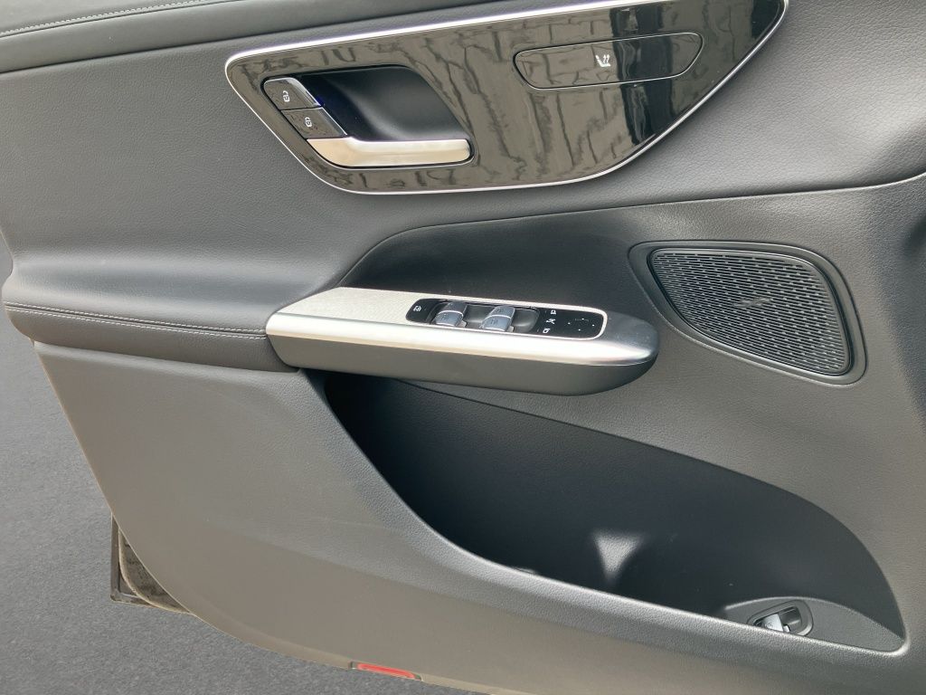 Fahrzeugabbildung Mercedes-Benz GLC 220 d 4MATIC Coupé AMGLine*NightP.*DIGITAL