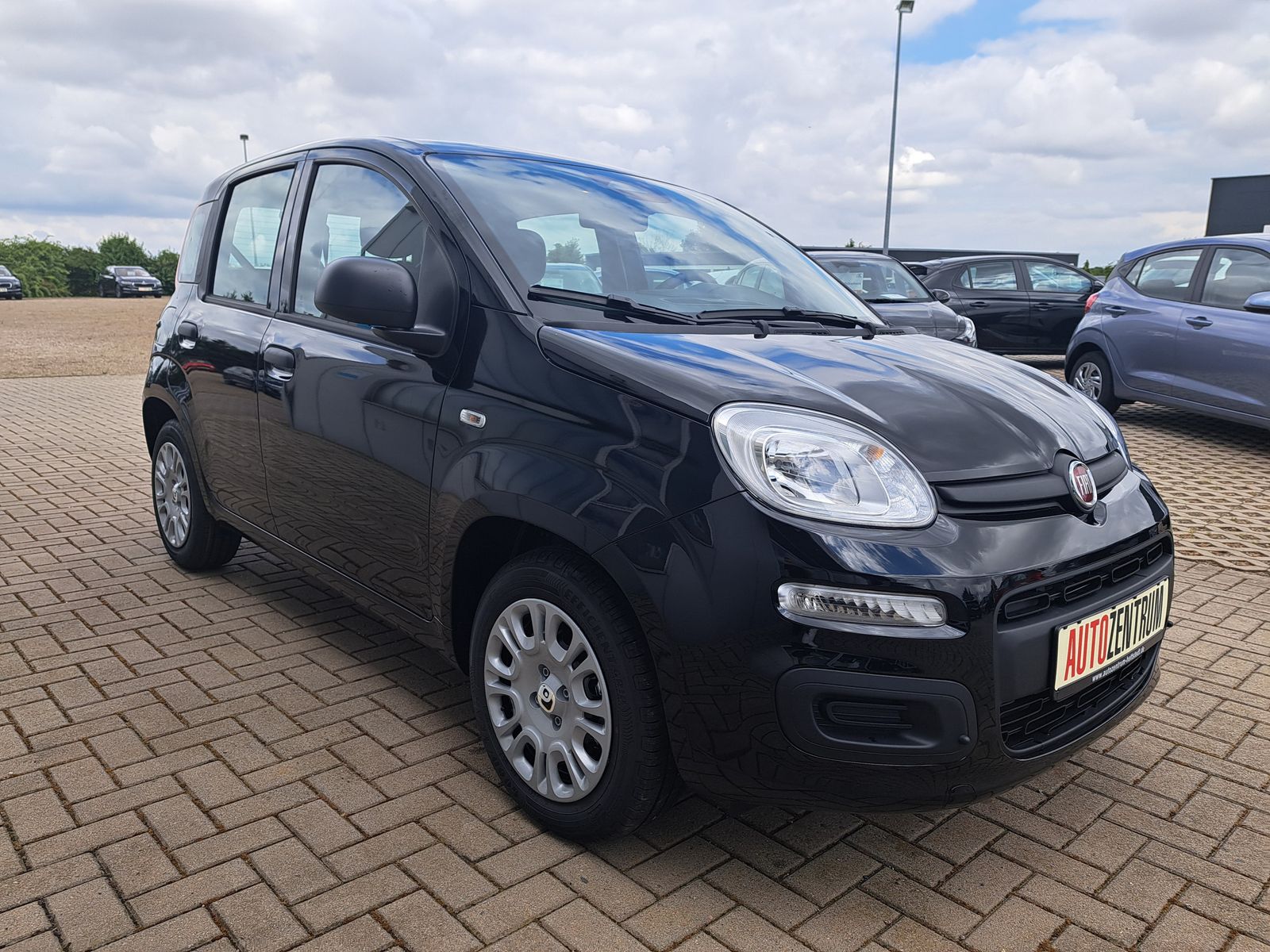 Fahrzeugabbildung Fiat Panda MODELL 2025 1.0 Hybrid CITY-PAKET KLIMA
