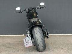 HARLEY DAVIDSON Softail Breakout 107 mit JEKILL & HYDE KLAPPE