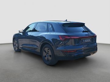 Audi Q8 e-tron - 8