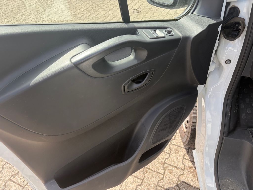 RENAULT Trafic ENERGY dCi 120 L2H1 3,0t Komfort RENAULT Trafic ENERGY dCi 120 L2H1 3,0t Komfort