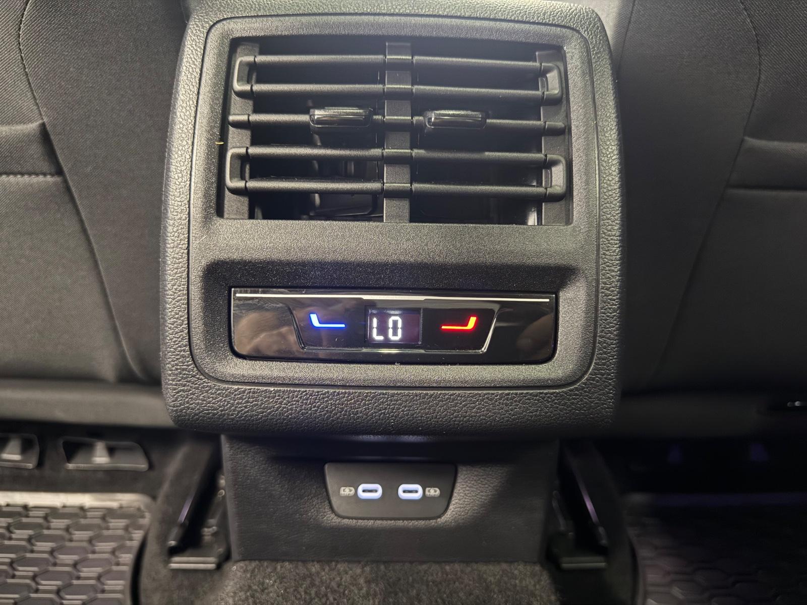 Volkswagen Golf VIII 2.0 TDI Move AHK ACC VirtuCock Pano, миниатюра 30