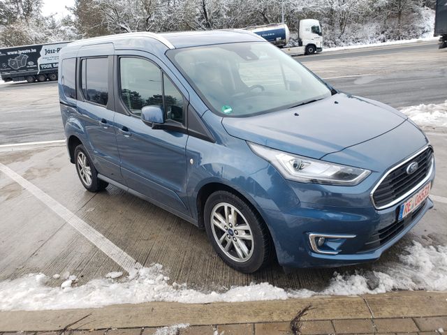 Ford Tourneo Connect Titanium BI-Xenon,Kamera,Panoram