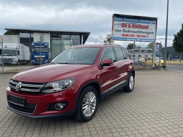 Volkswagen Tiguan - 1