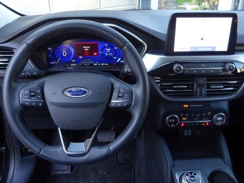Fahrzeugabbildung Ford Kuga 2.5 Duratec Plug-in-Hxbrid PHEV Titanium