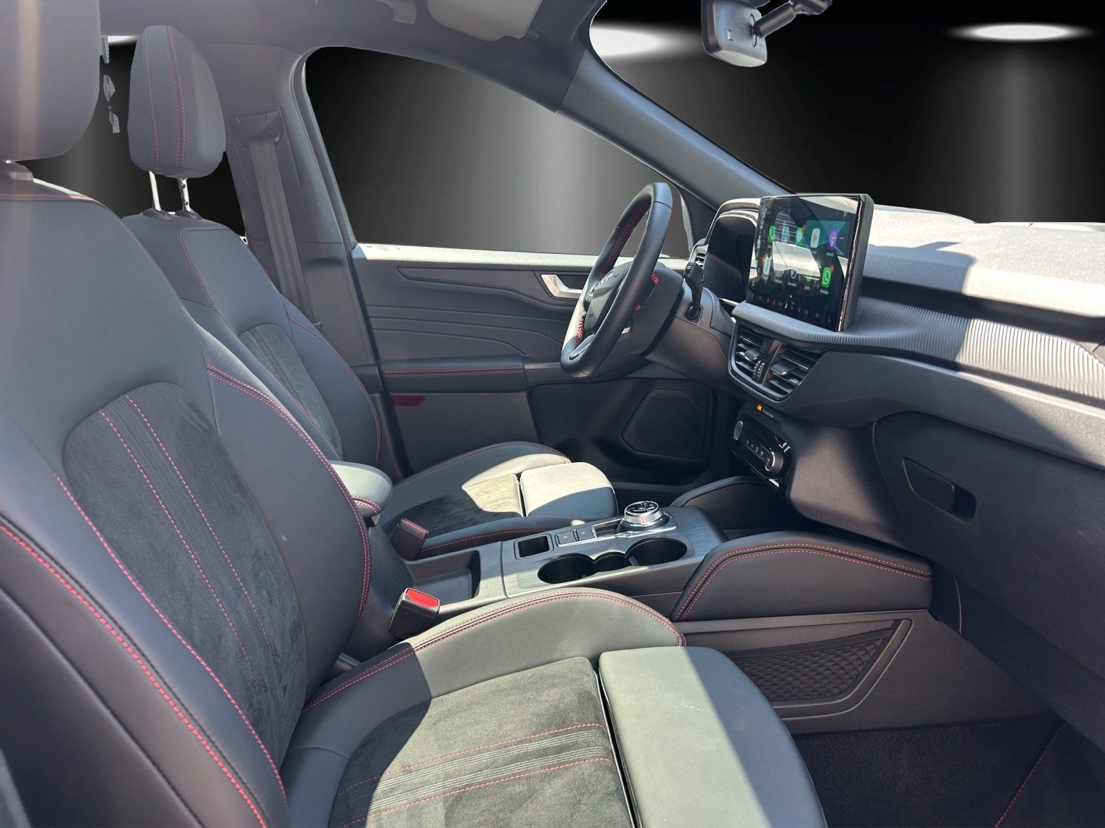 Fahrzeugabbildung Ford Kuga ST-Line X FHEV Allrad HUD El. Panodach Navi