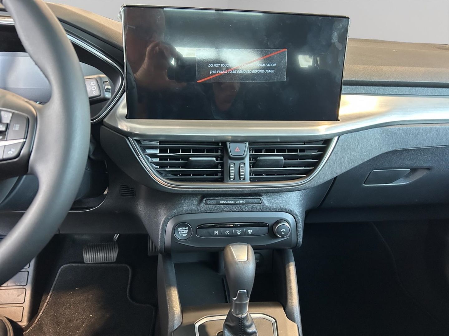 Fahrzeugabbildung Ford Focus Titanium MHEV VerkehrszeichERK PANO Kamera