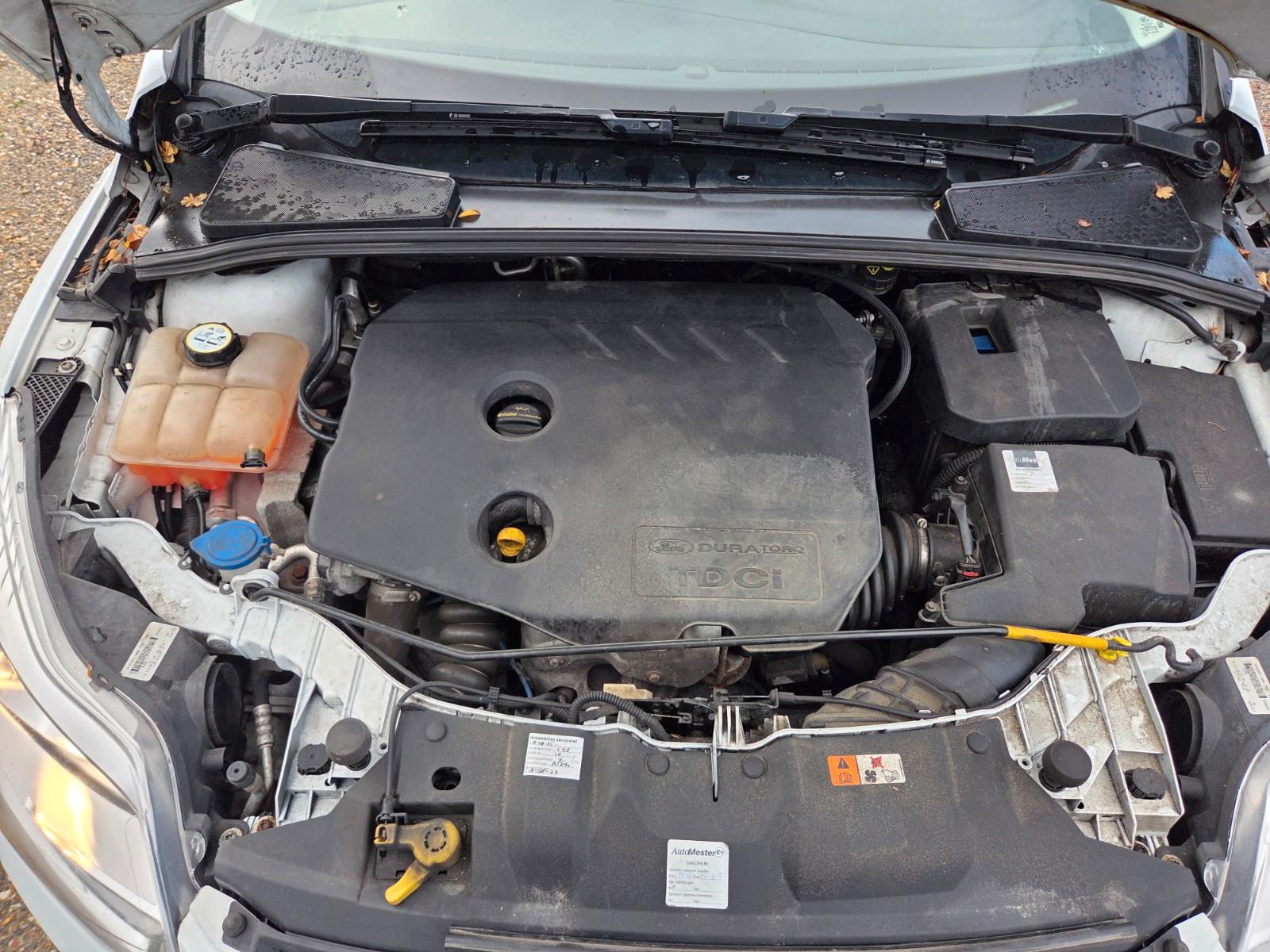 Ford Focus 2013 — photo 13